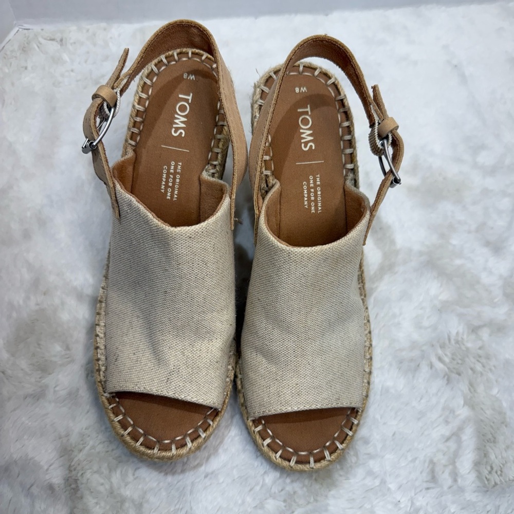 TOMS Women's Tan Sandals
